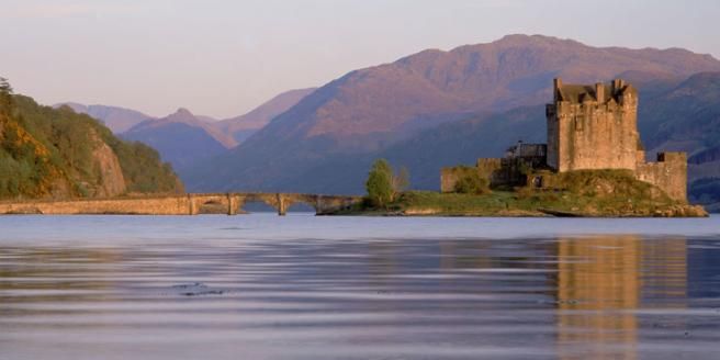 © ente-del-turismo  | Scozia, Eilean Donan Castle, © 2014 VisitScotland