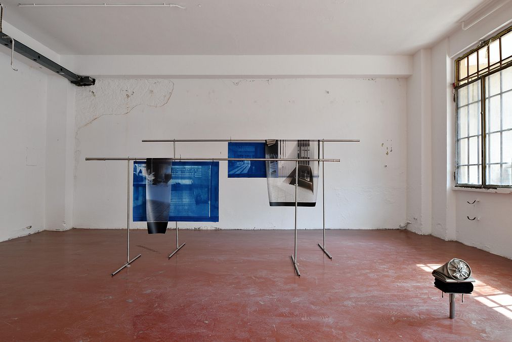 © ufficio-stampa  | Stand Up di Matteo Pizzolante è una trasformazione scultorea della climacofobia, la paura delle scale, che caratterizzava le scene  di Vertigo di Alfred Hitchcock (Ph: F. Stipari)