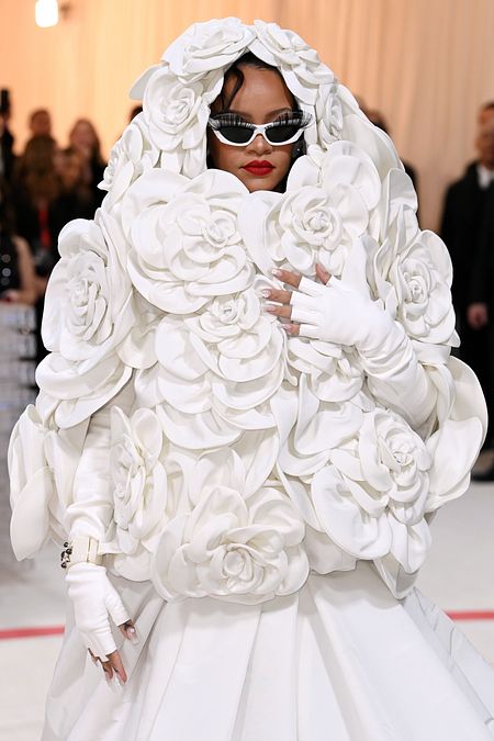 © IPA  | Rihanna, Jennifer Lopez, Lady Gaga e Zendaya nel corso delle ultime edizioni del Met Gala
