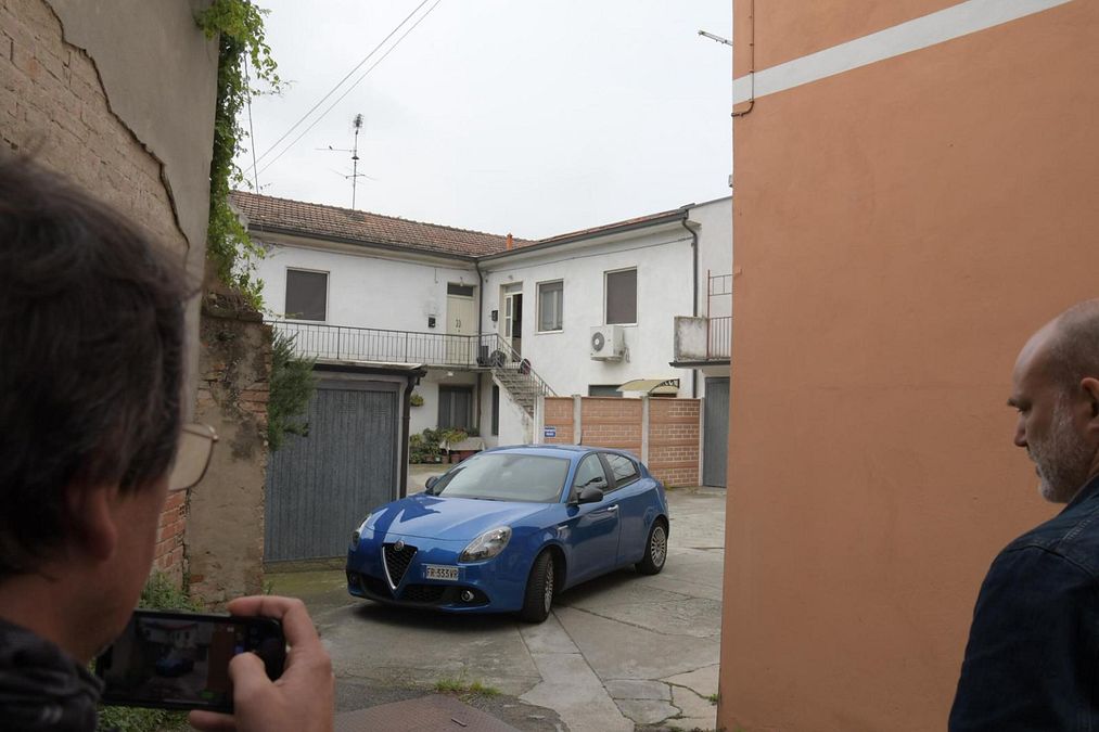 © Ansa  | Perquisizioni dei carabinieri a casa di Andrea Sempio e dei genitori