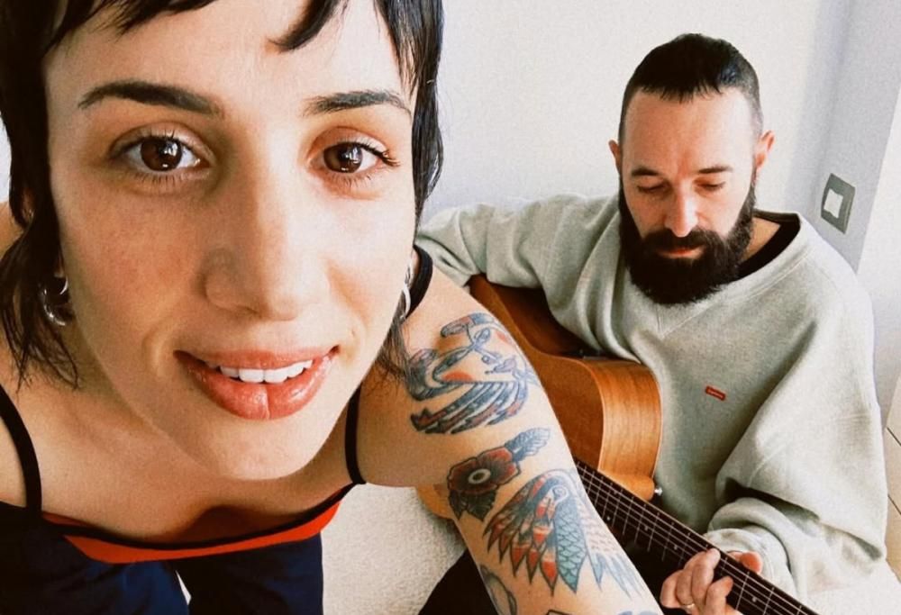 Coma_Cose si lasciano dopo 10 anni insieme: l’annuncio su Instagram