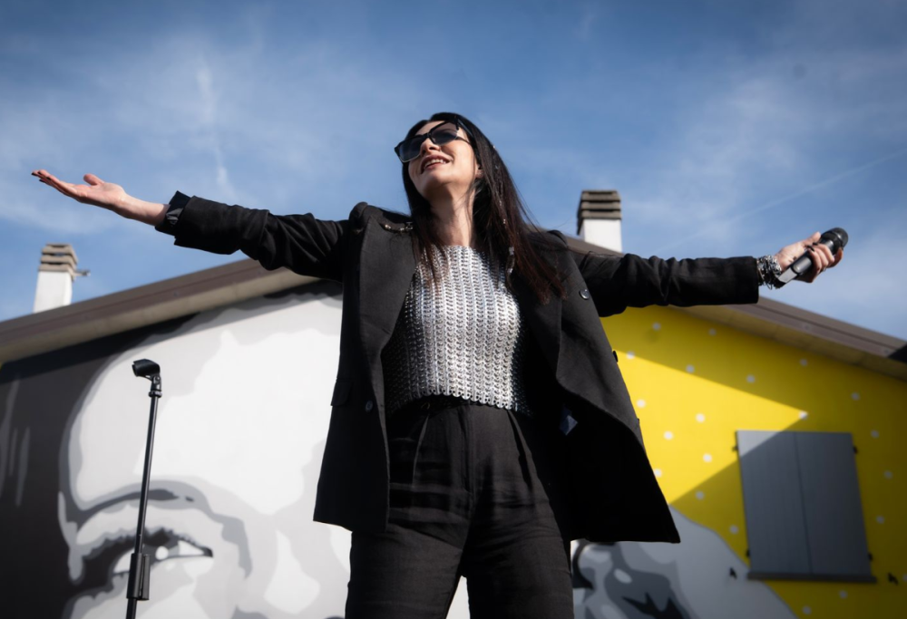Laura Pausini, inaugurato primo museo dedicato a un’artista italiana