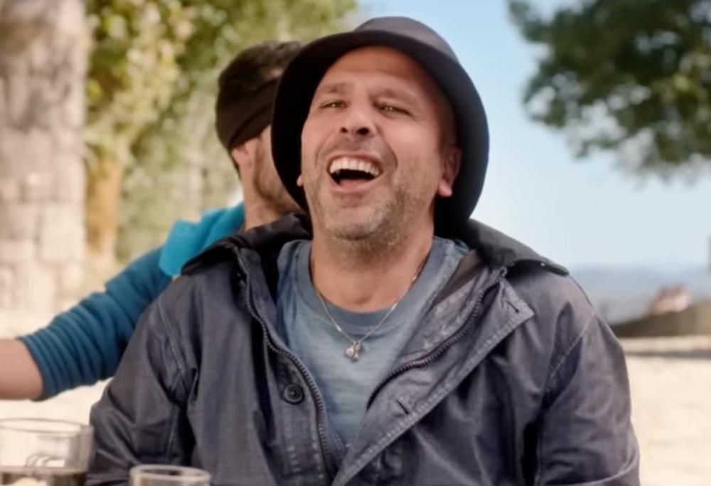 “Buen Camino”: il trailer e la trama del nuovo film di Checco Zalone