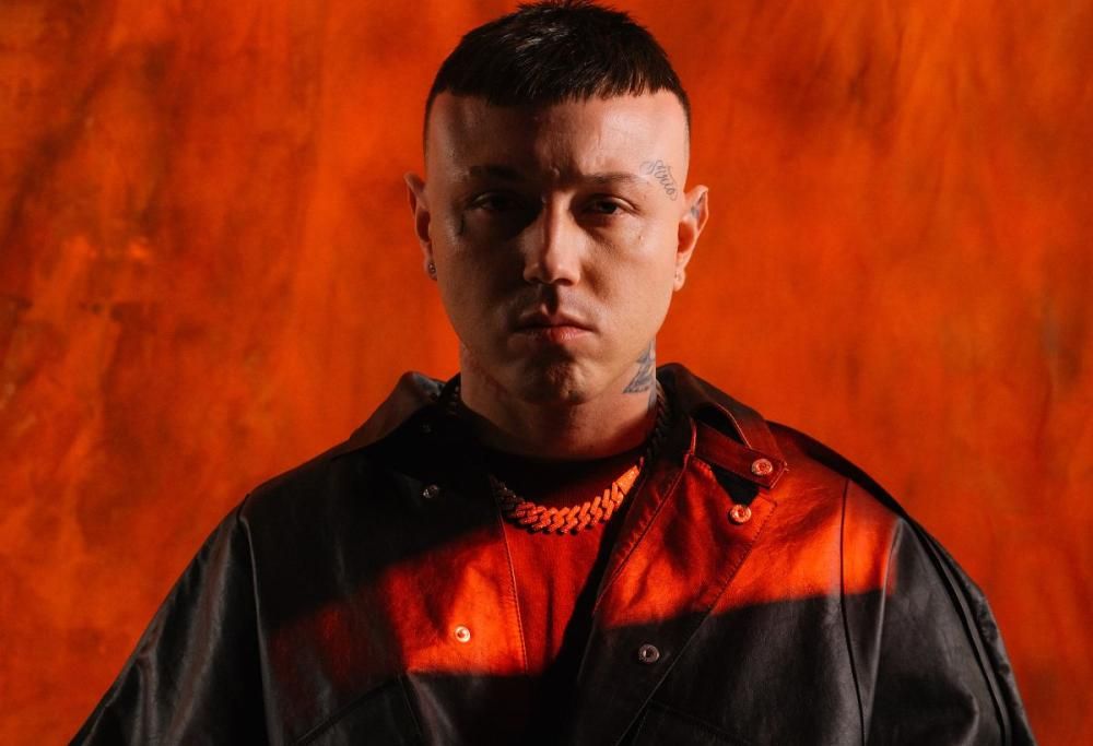 Lazza nella storia: ottavo disco di platino per l’album “Sirio”