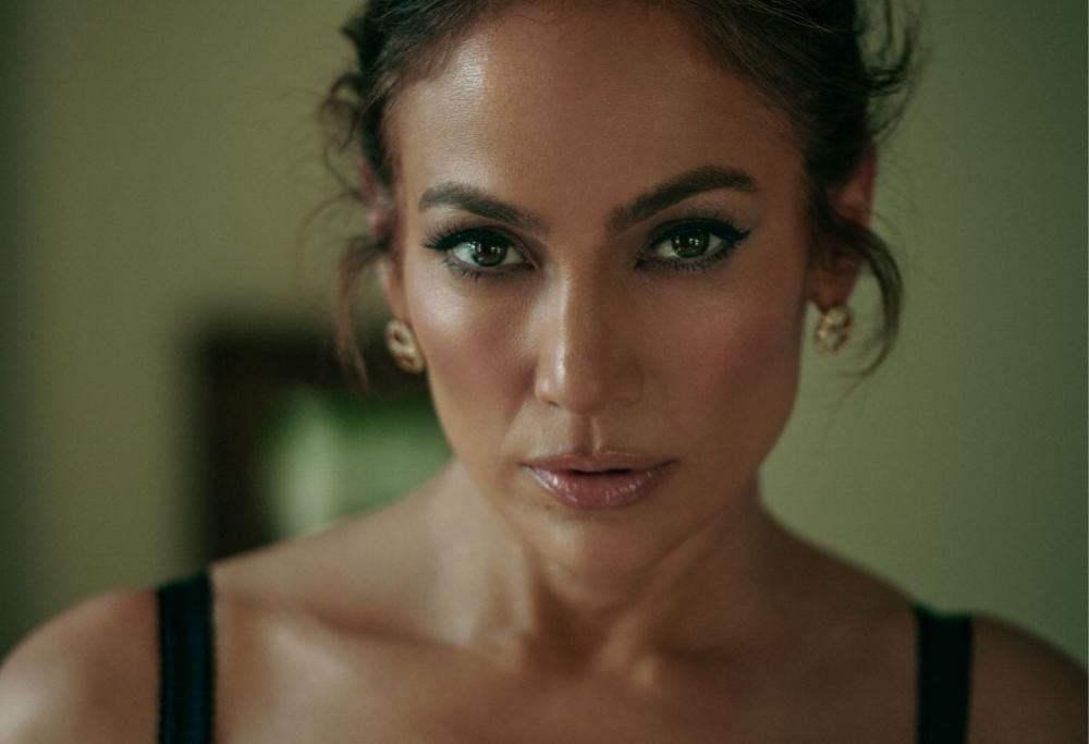 Sorpresa Jennifer Lopez: arrivano album e film “This Is Me…Now”