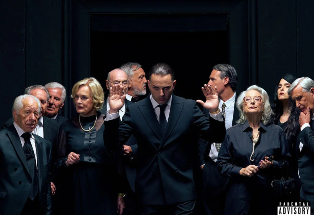 Ernia annuncia l’uscita del nuovo album: “Per soldi e per amore”