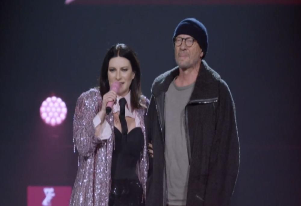 Laura Pausini a Milano: duetto a sorpresa con Biagio Antonacci
