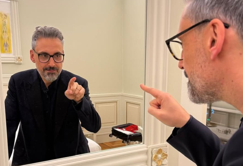 Perché Brunori Sas ha scelto questo nome d’arte e cosa significa?