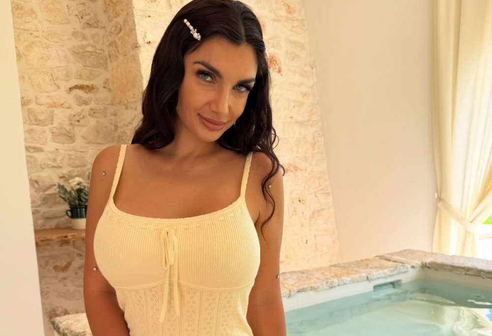 Elettra Lamborghini: “Delle critiche sul mio peso me ne frego”