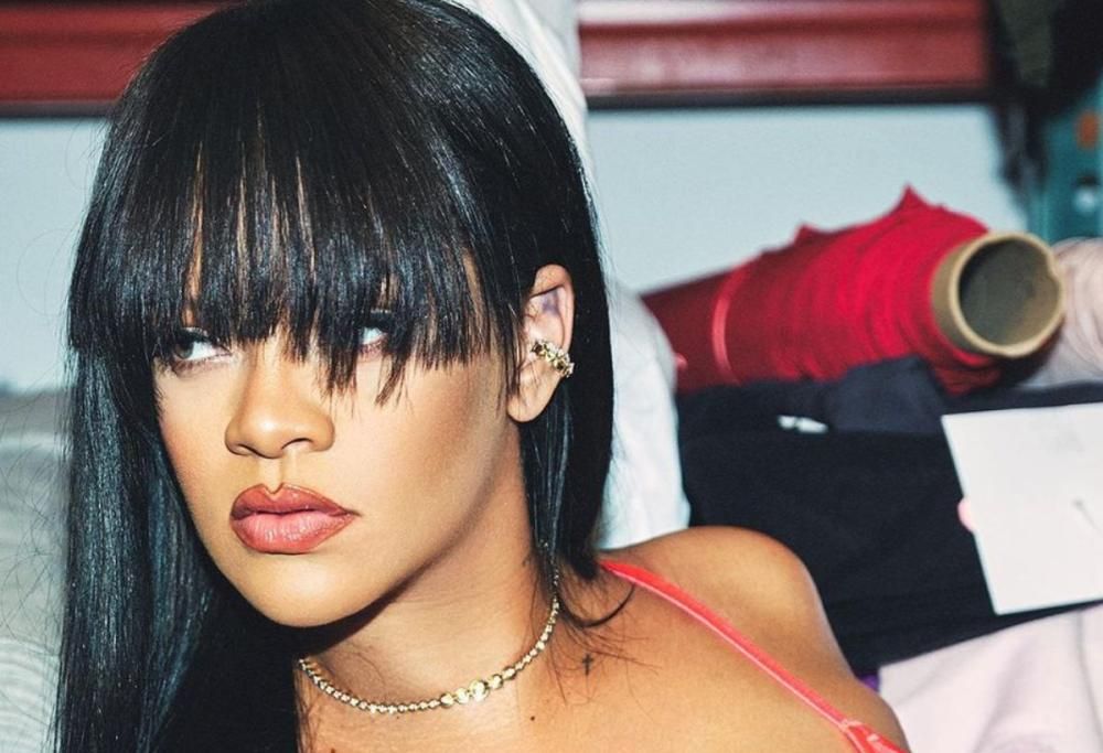 Rihanna con il pancione: le foto della gravidanza sui social