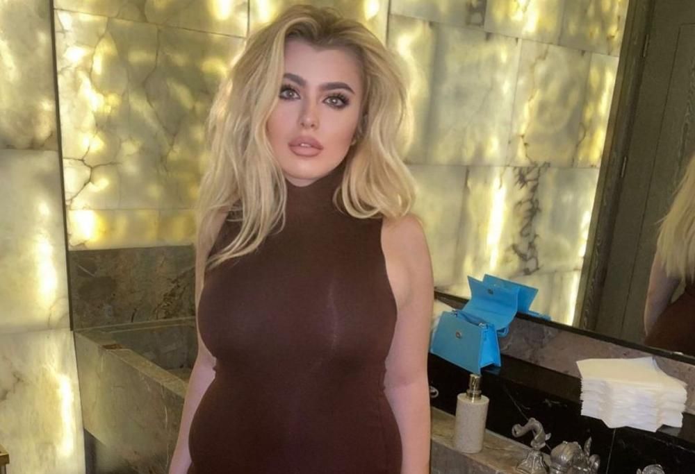 Condivide foto hot ma cerca l’amore vero: “Voglio il principe azzurro”