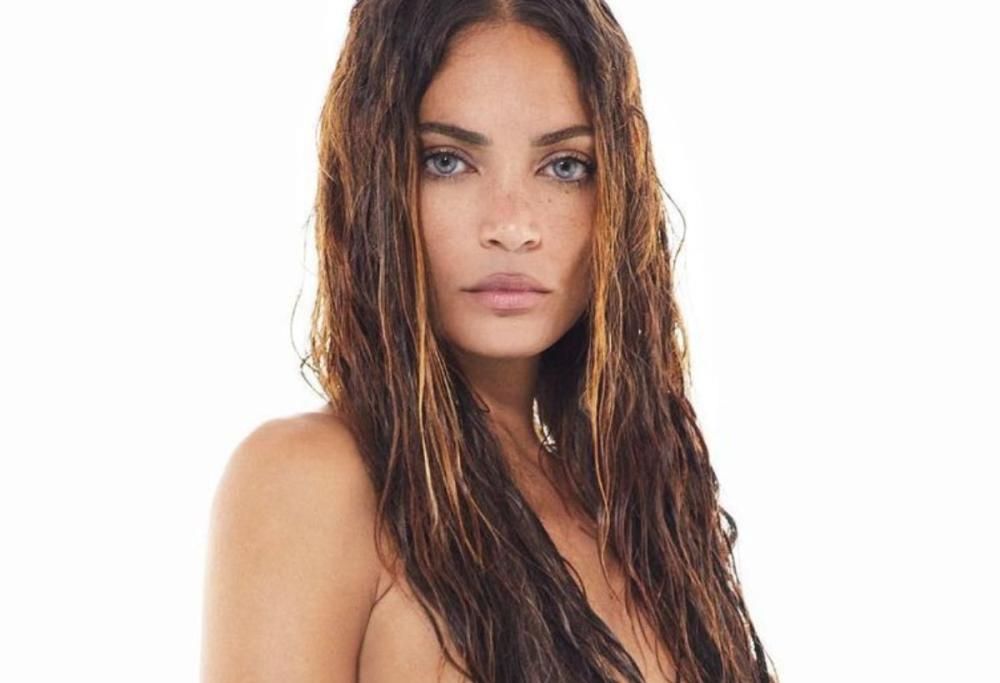 Elodie risponde alle critiche dopo la foto nuda postata sui social