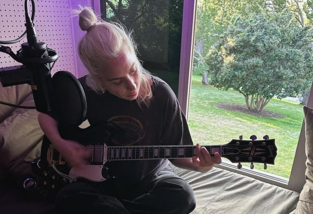 Lady Gaga annuncia il suo ritorno alla musica: “Nuovo album non rock”