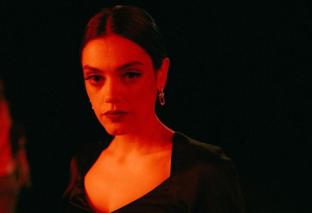 Margherita Vicario dietro alla cinepresa: arriva il film “Gloria!”