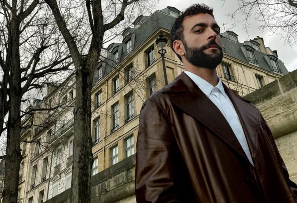 Marco Mengoni intervistato alla BBC dopo la conduzione di Sanremo