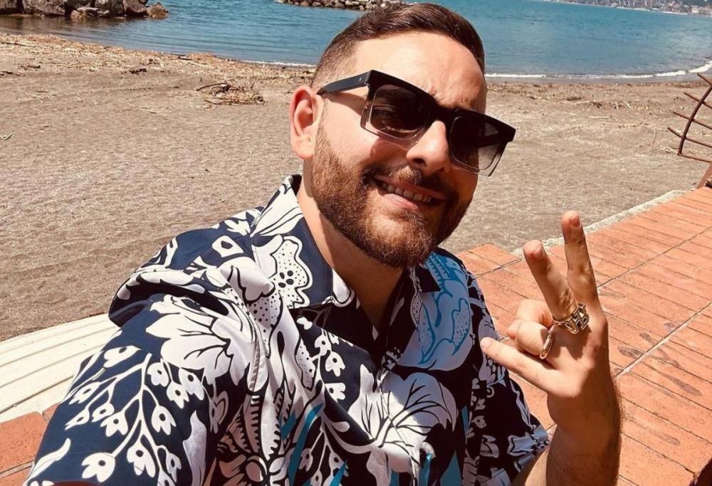 Rocco Hunt si racconta: dalla sua musica al pensiero sull’Italia