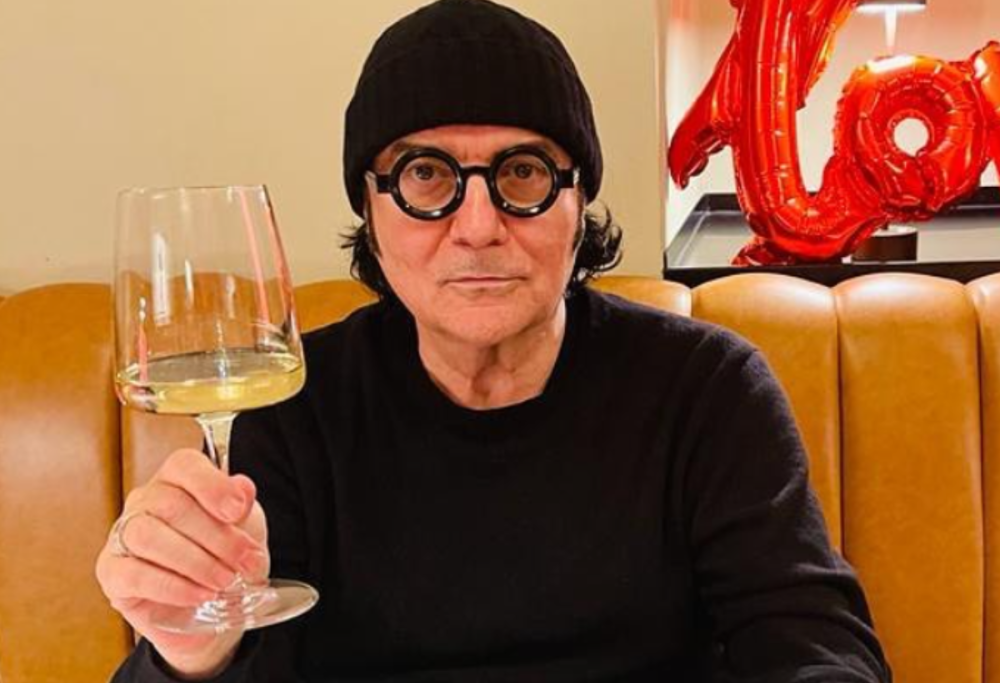 Renato Zero, messaggio ai giovani: “Non imitate violenza dei grandi”