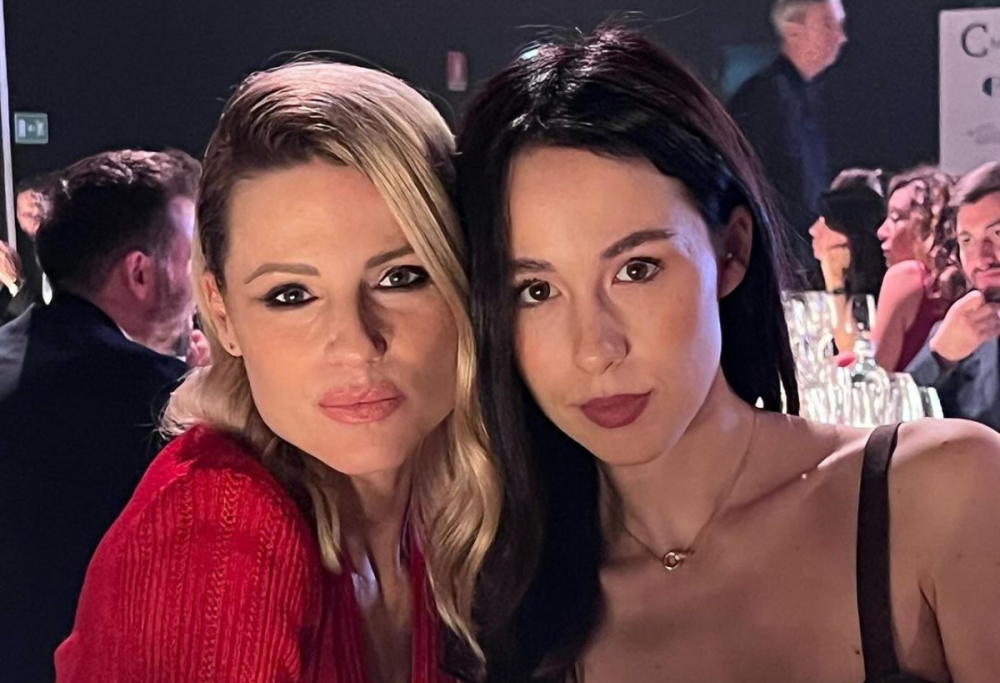 Michelle Hunziker su Aurora: “Ecco perché ha tratti orientali”