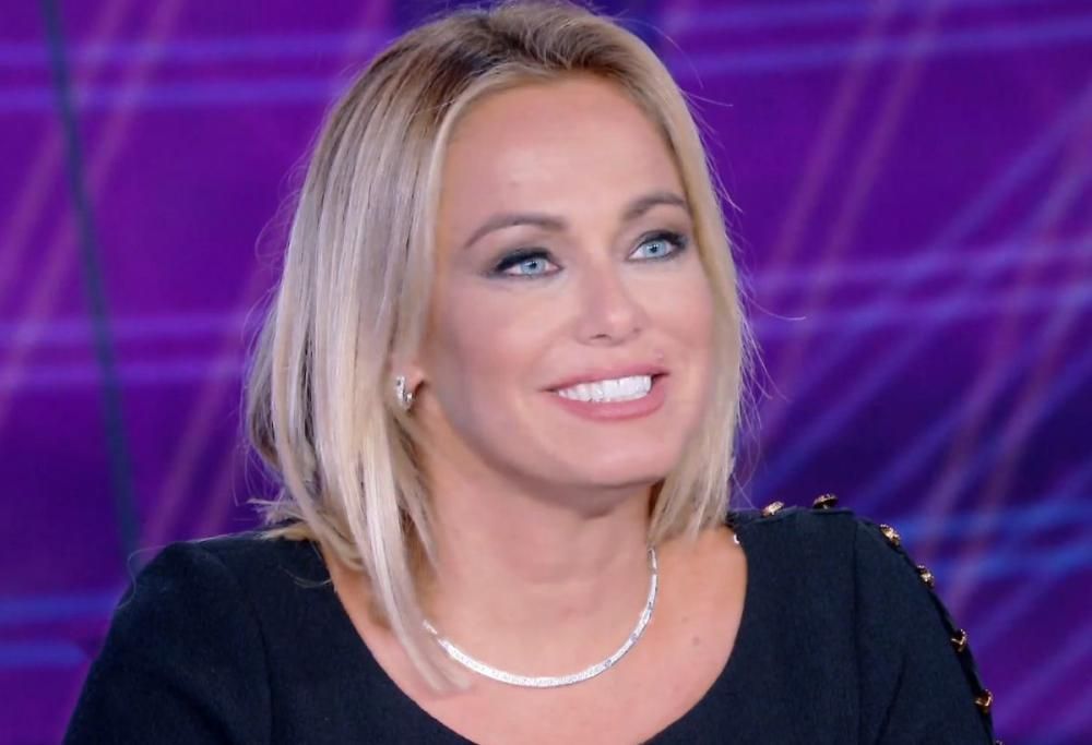 Sonia Bruganelli: “Bonolis? Spero non si rifaccia una famiglia”