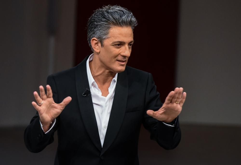 Fiorello sul Festival di Sanremo 2021: “Forse tornerò come cantante in gara”