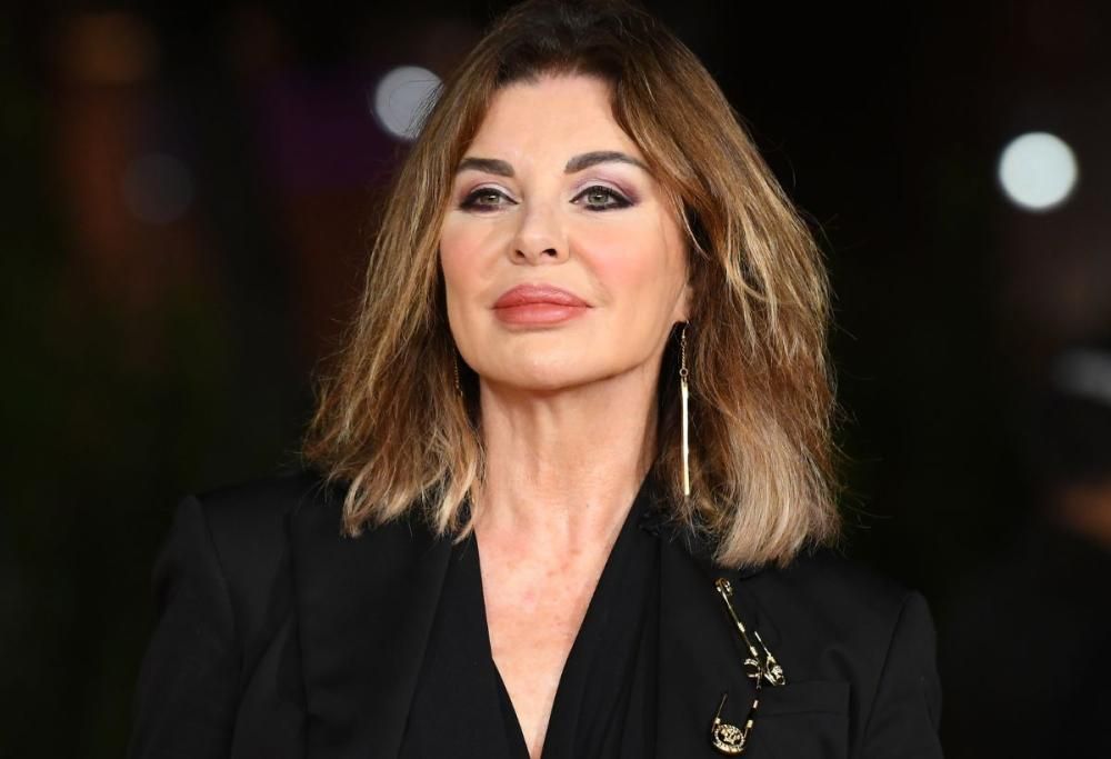 Alba Parietti: “Mi è sempre piaciuto snobbare i ricchi”