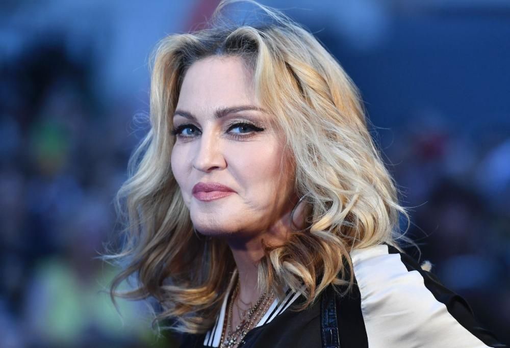 Madonna: “Uscivo solo con uomini che avevano una doccia a casa”