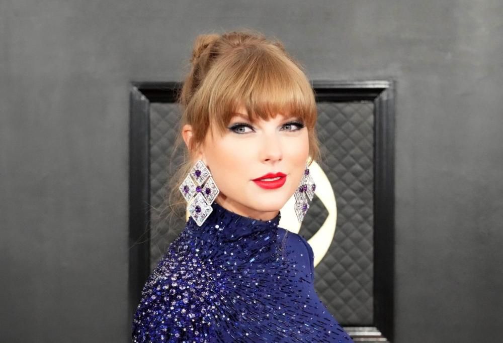 Taylor Swift: rilasciato “The Cruelest Summer” con due nuove versioni