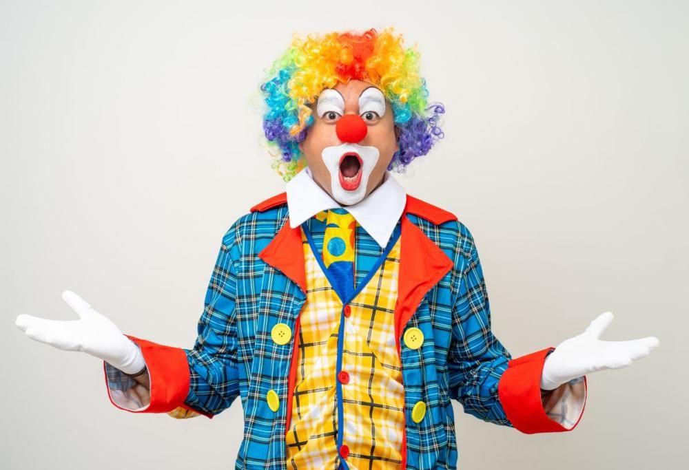 Perché i clown spaventano così tanto? La risposta dalla psicoanalisi