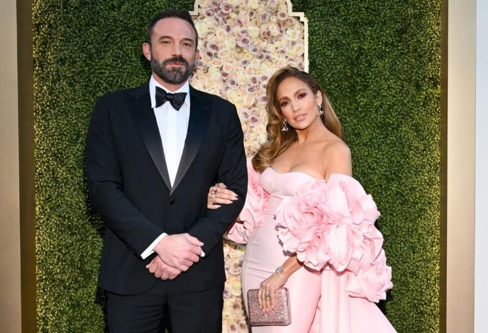 Jennifer Lopez e Ben Affleck cenano insieme all’ex moglie di lui