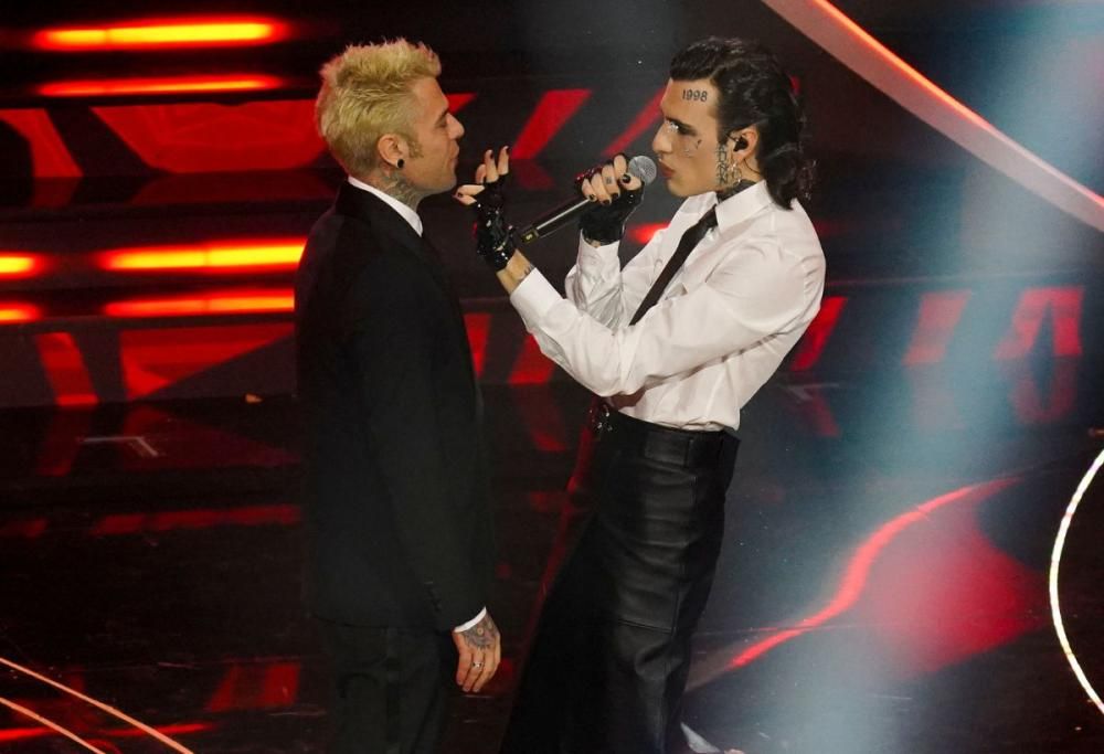 Sanremo: tutti gli incidenti hot nella storia del Festival