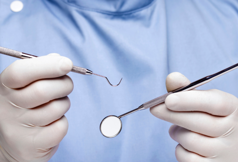 Consigli d’oro per denti sani: il video di una dentista TikTok