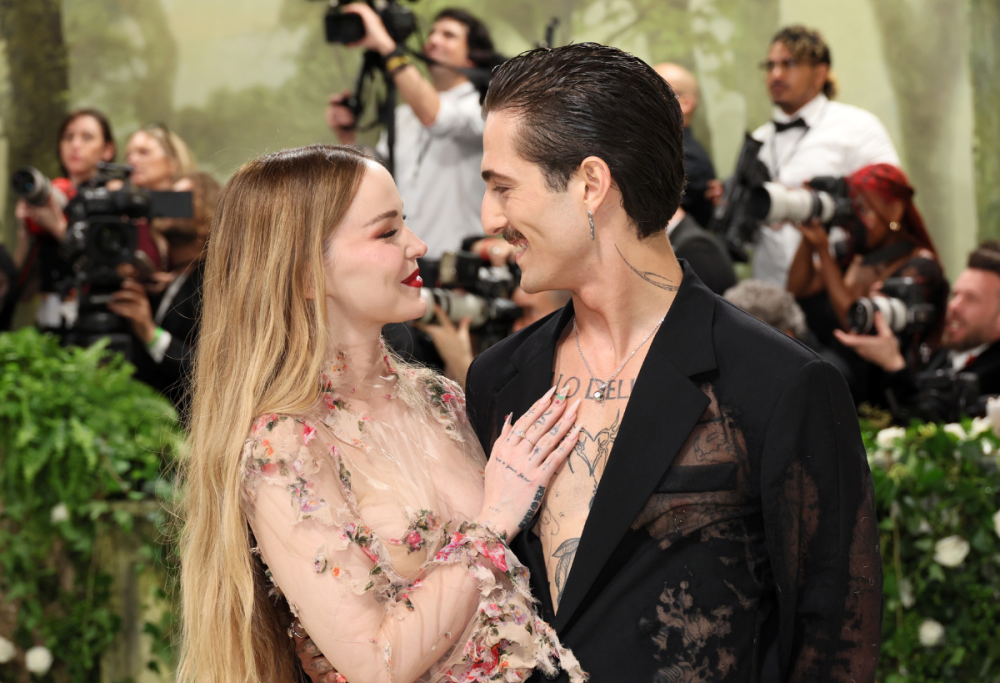 Dove Cameron parla di Damiano David: “È un uomo d’altri tempi”