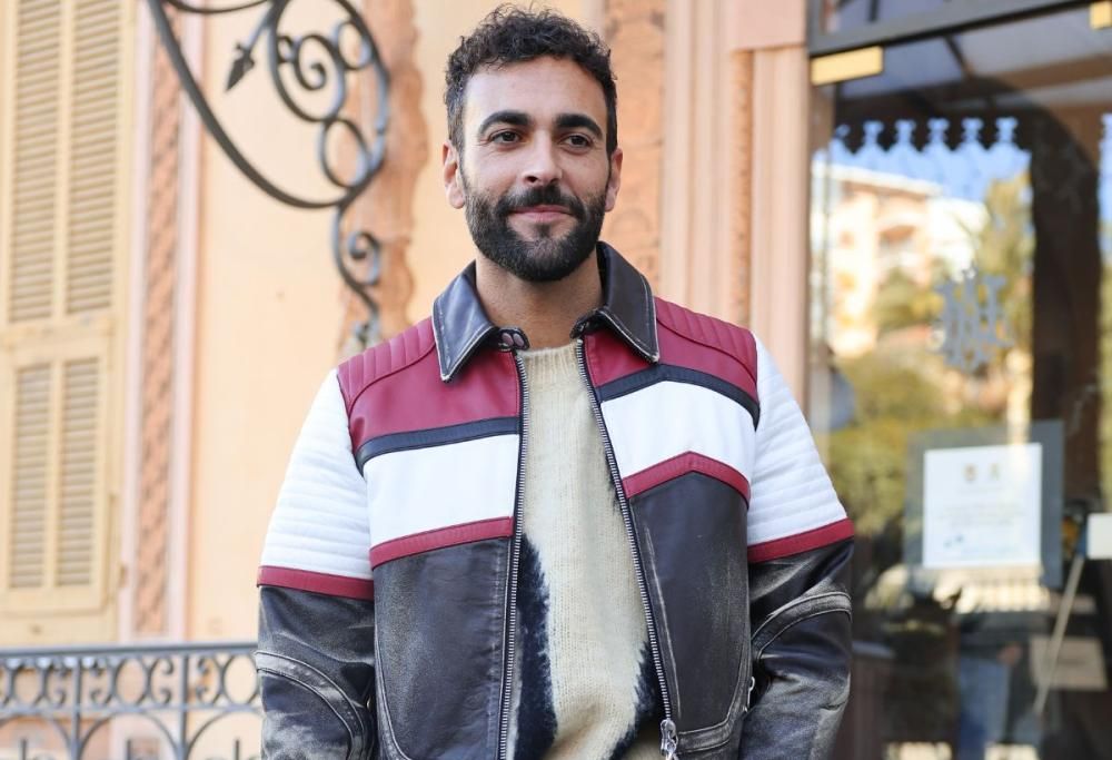 Serata in discoteca per Marco Mengoni: poi va via con un amico