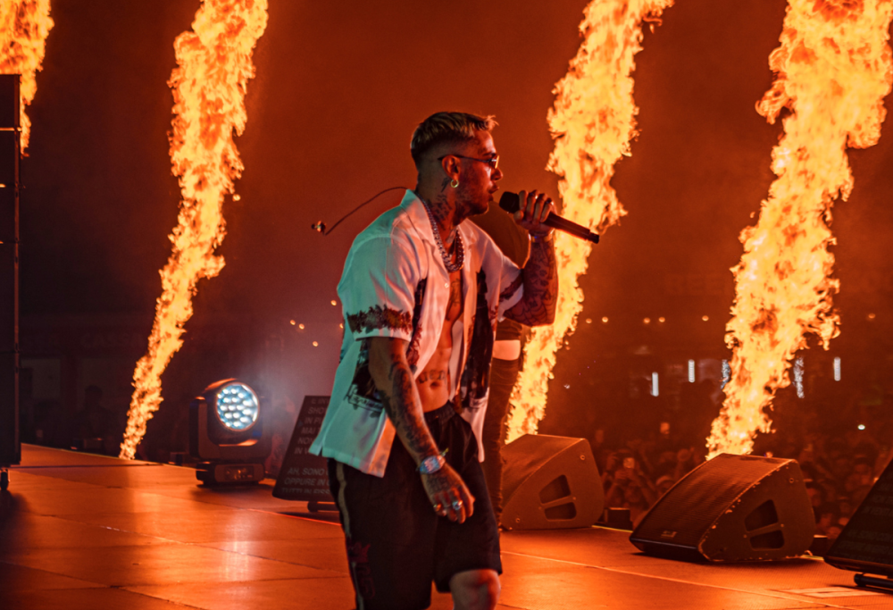 Emis Killa, il racconto della festa per i 15 anni di carriera