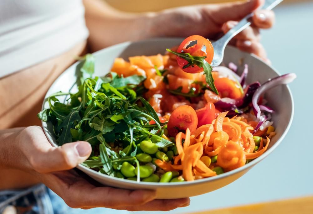 Abbuffate natalizie, la dieta dell’esperto per mantenere la linea