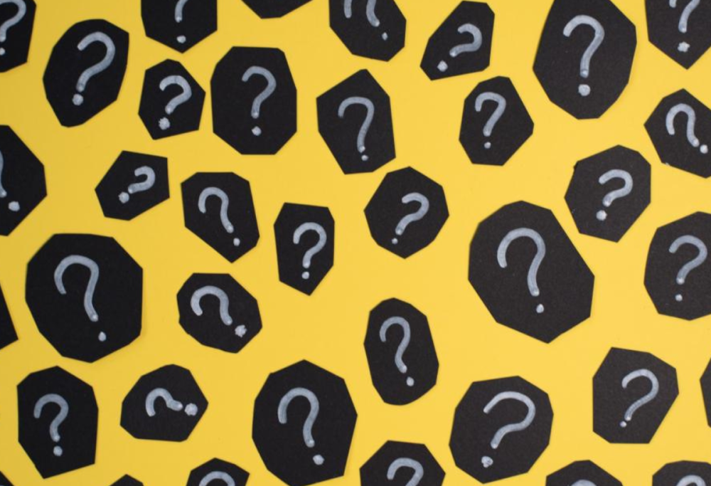 Due robot nascosti nella scena: il test visivo per veri geni