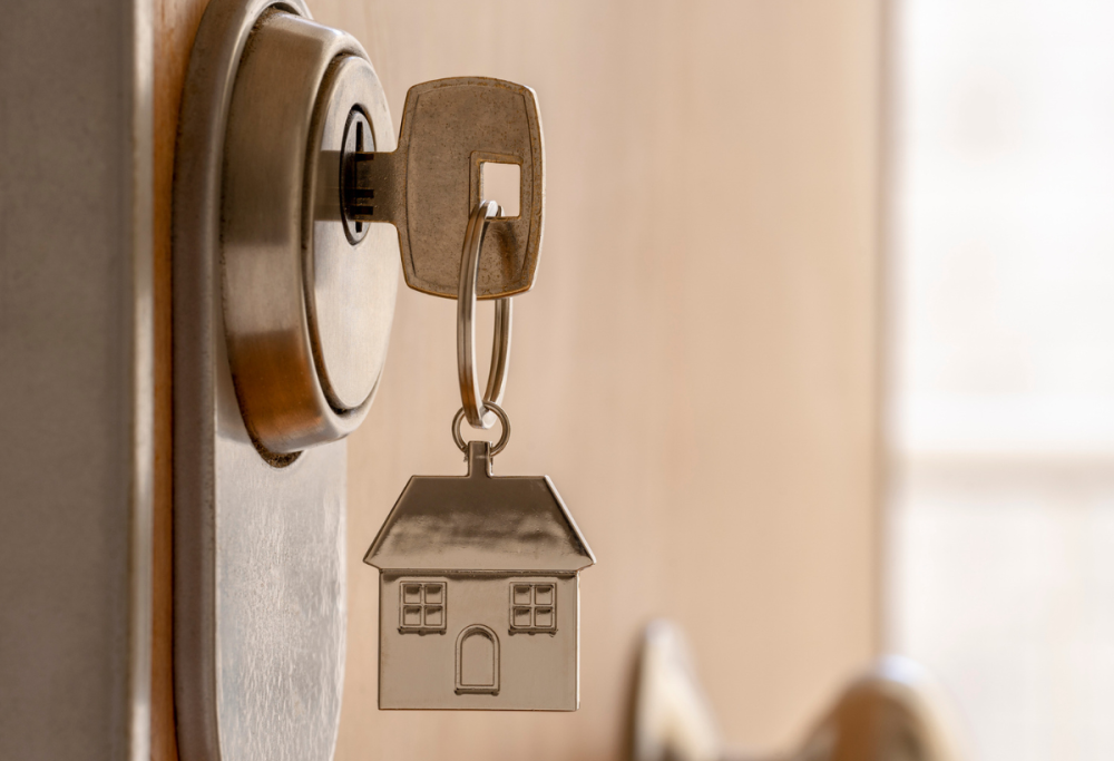 Mamma fa pagare l’affitto delle camerette alle figlie: il caso