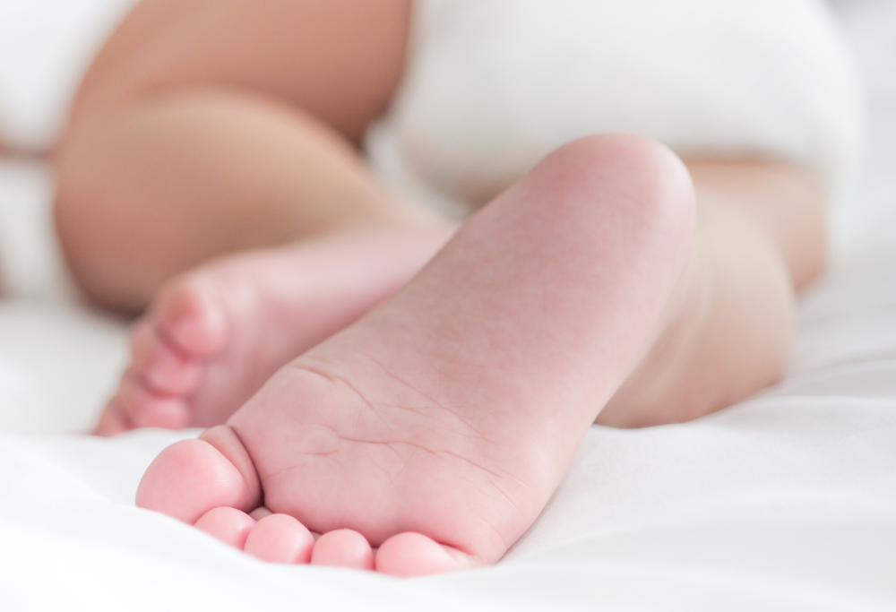 Record di maternità: diventa mamma a 66 anni per la decima volta