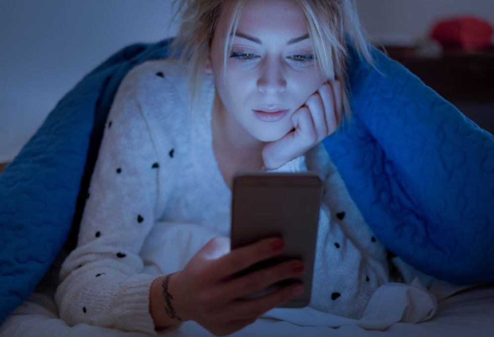 “Bed rotting”: significato, pro e contro del trend della GenZ