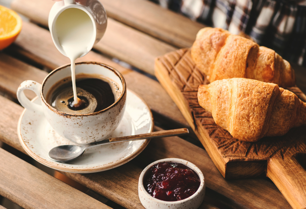 Colazione presto al mattino: il trucco per vivere più a lungo