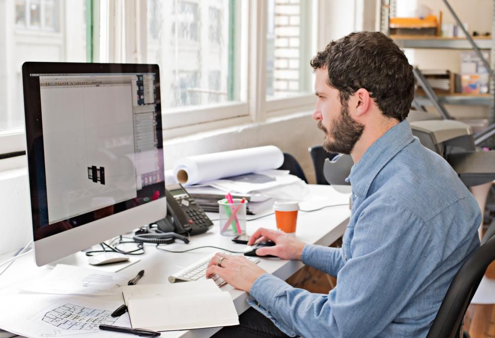 Ecco gli elettrodomestici che consumano di più, da spenti!