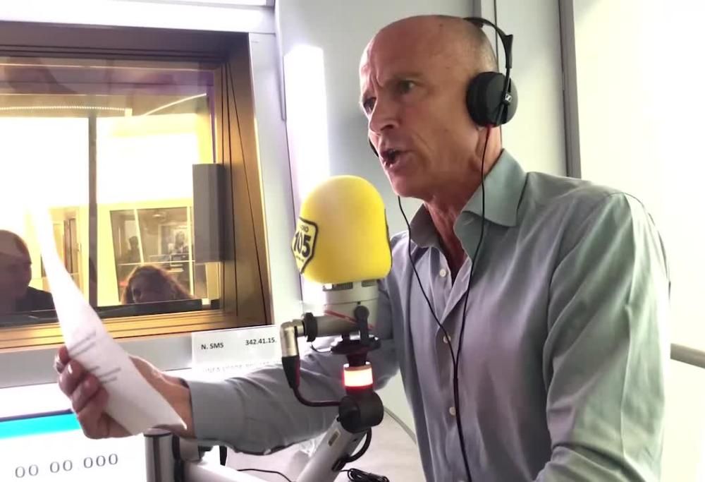 Giorgio Mastrota in versione metal a 105 Take Away