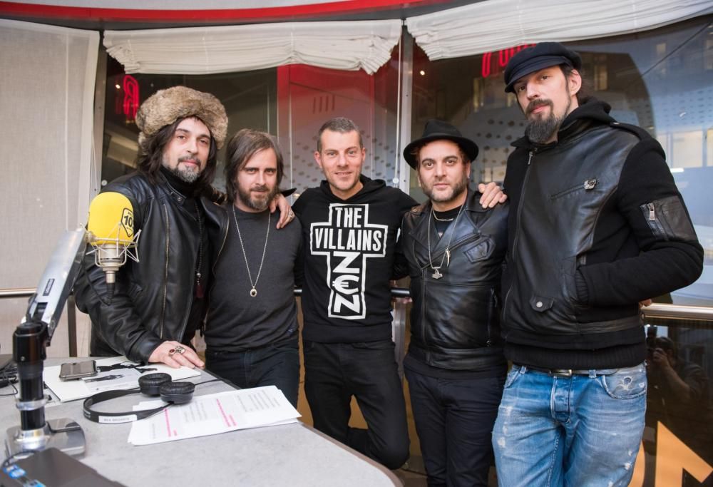 Le Vibrazioni con Max Brigante a 105 Mi Casa: le foto