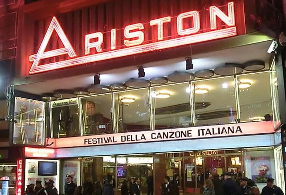 Sanremo 2017: “l’amore” e “la mamma” dominano (ancora) il palco dell’Ariston