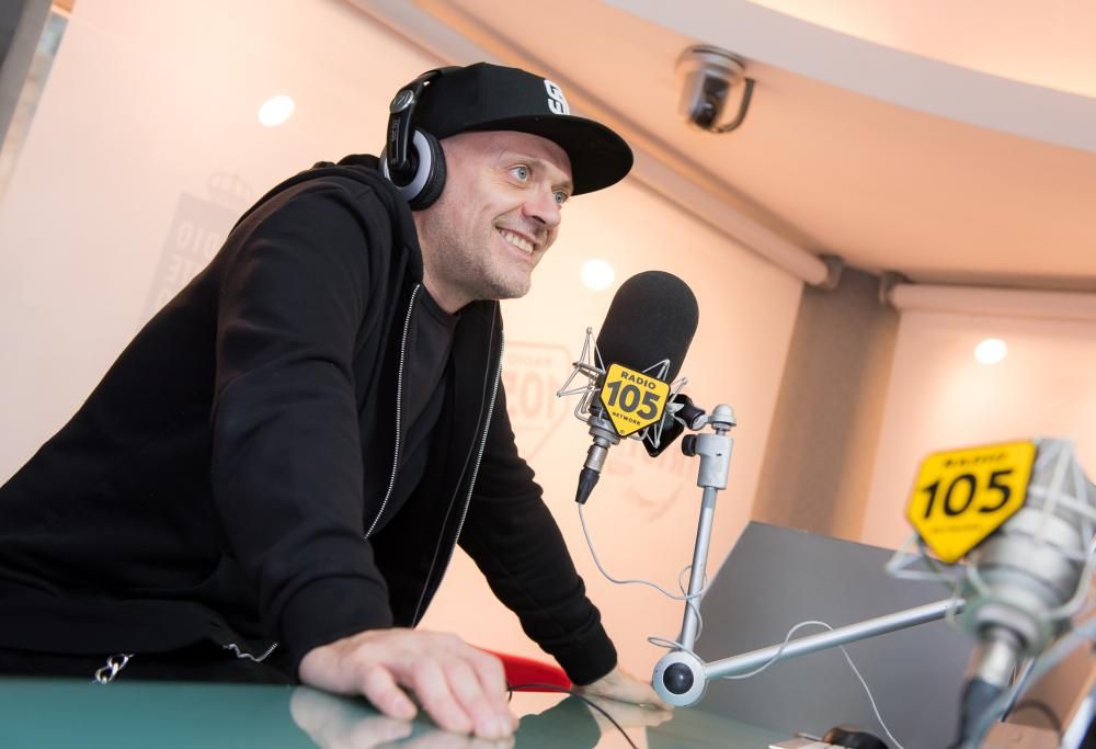 Max Pezzali presenta “Le Canzoni Alla Radio” a 105 Mi Casa: le foto