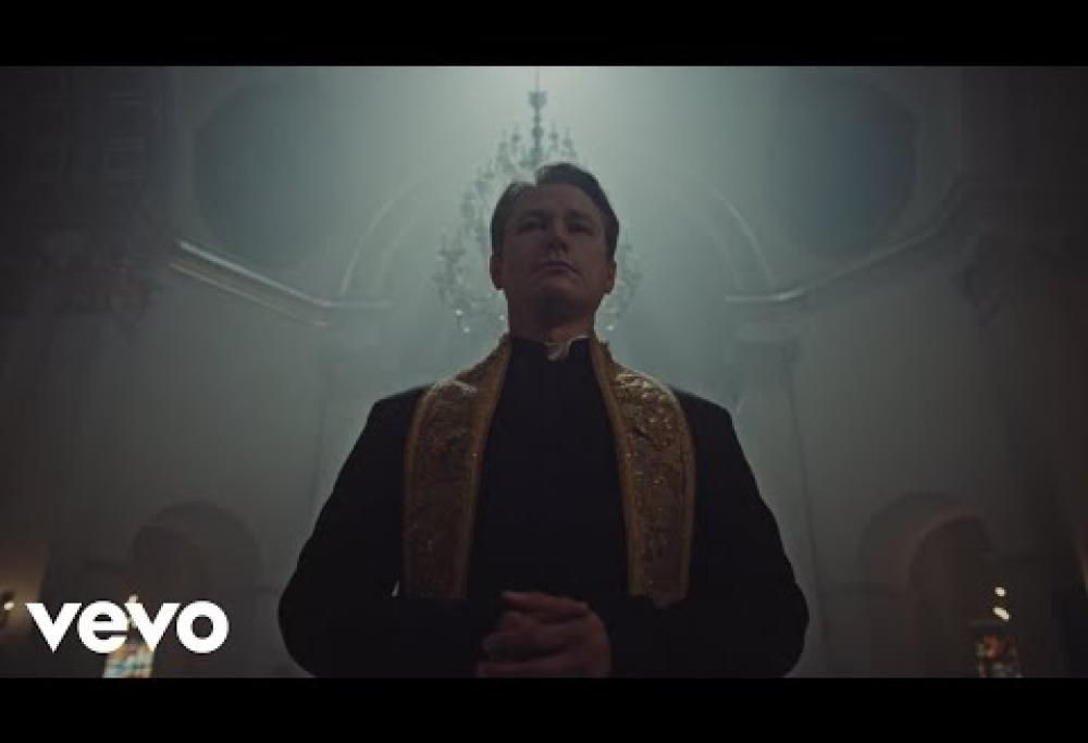 Dargen D’Amico, Massimo Pericolo, Jake La Furia – Nullatenente