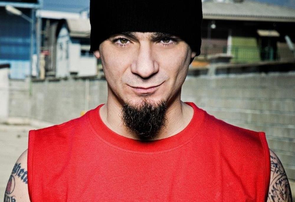 J-Ax a 105 Friends mercoledì 1 giugno alle 11.00