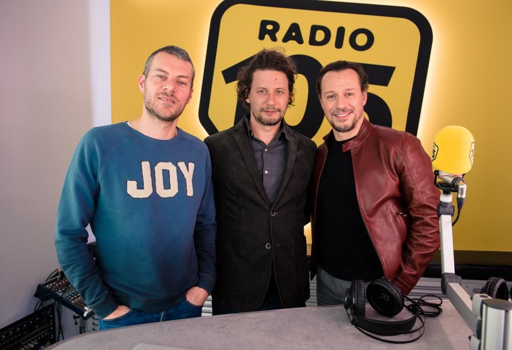 Stefano Accorsi e Leonardo D’Agostini a 105 Mi Casa: le foto dell’intervista