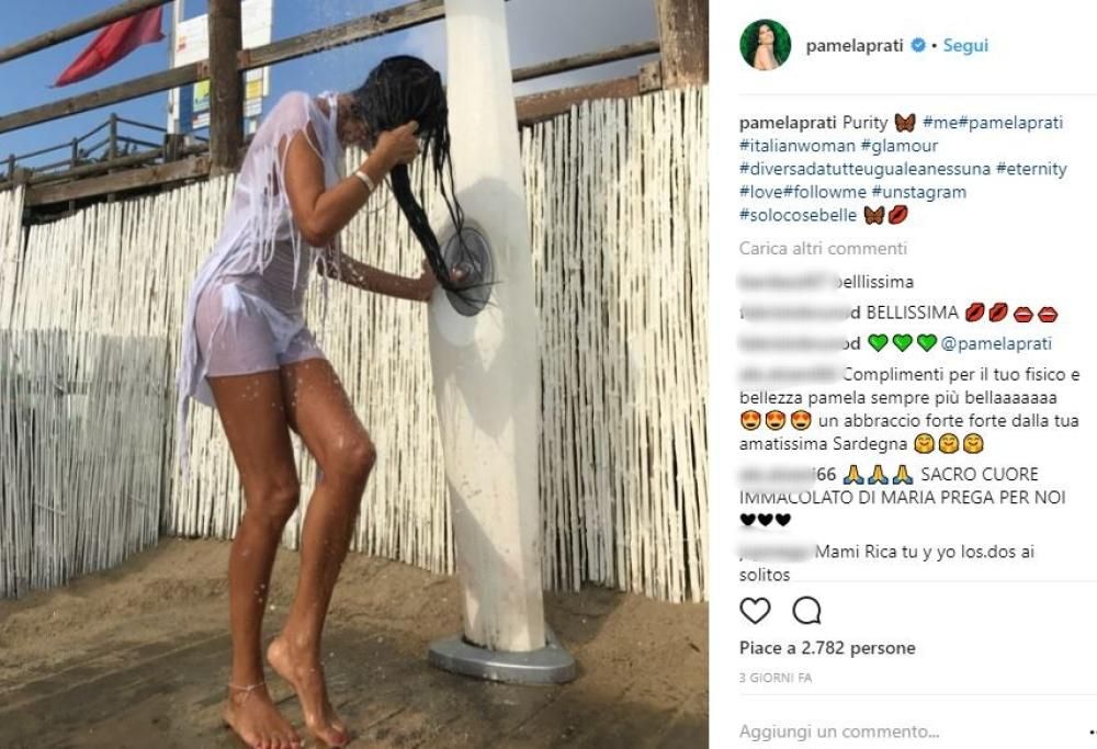Pamela Prati, la sua doccia super sexy fa impazzire i social