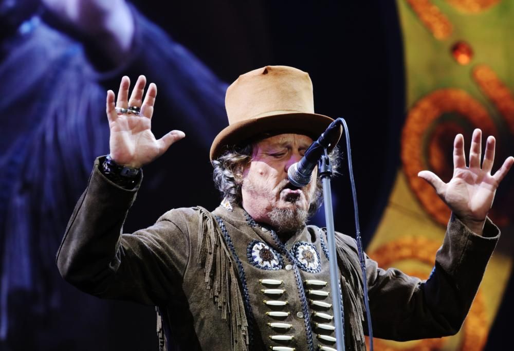 Zucchero Sugar Fornaciari bluesman delle meraviglie all’Arena di Verona